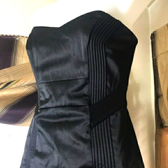 Black Mini Dress | Guess...c - Picture 2 of 8